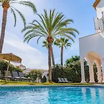 Lirios Village - Private Villas, Unbeatable Location, Heated Pools *