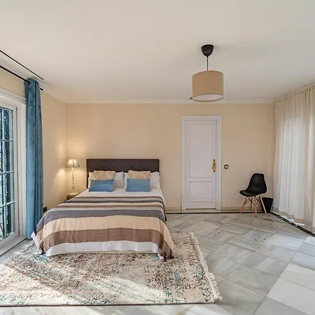 Villa Lirios Village Marbella