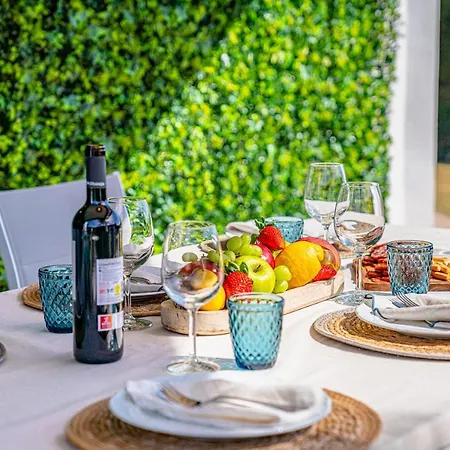 Lirios Village * Marbella