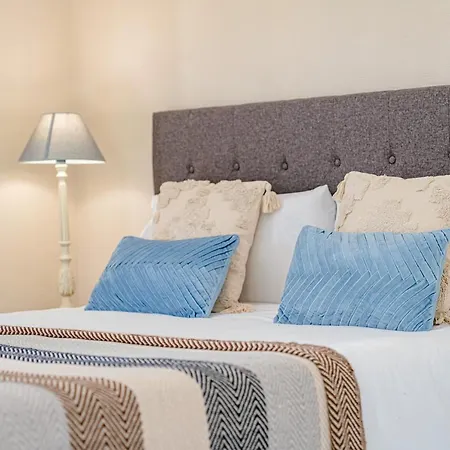 Villa Lirios Village Marbella