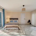 Вілла Lirios Village - Private Villas, Unbeatable Location, Heated Pools Марбелья