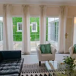 Lirios Village - Private Villas, Unbeatable Location, Heated Pools Вілла