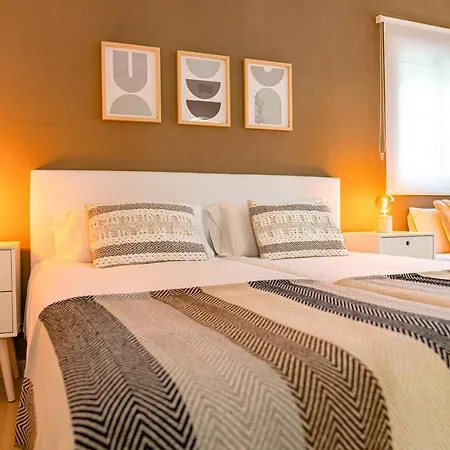 别墅 Lirios Village 马尔韦利亚