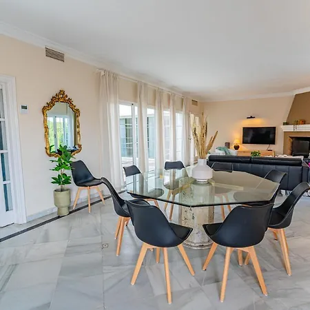 Lirios Village 别墅