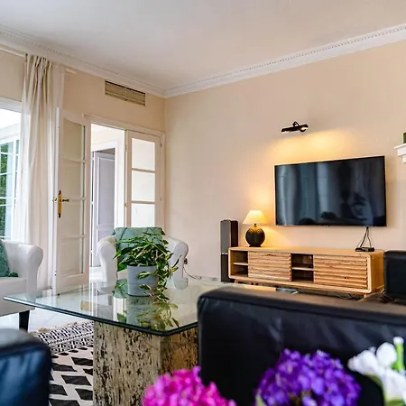 Lirios Village - Private Villas, Unbeatable Location, Heated Pools