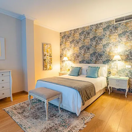 Lirios Village - Private Villas, Unbeatable Location, Heated Pools