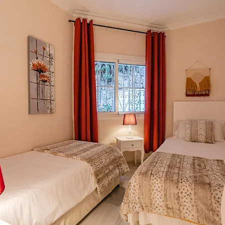 Villa Lirios Village