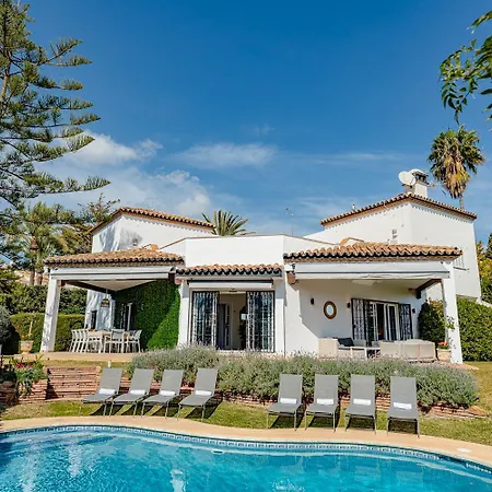 Lirios Village - Private Villas, Unbeatable Location, Heated Pools *