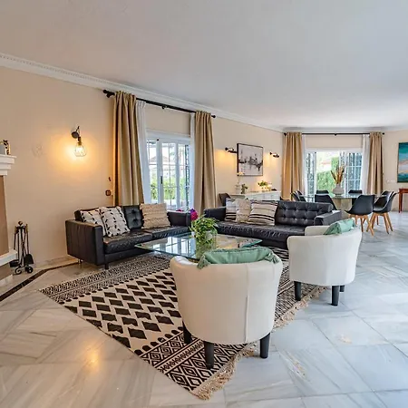 Willa Lirios Village Marbella